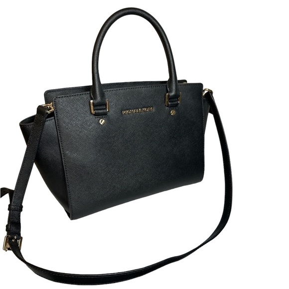 Black Michael Kors Purse With Removable Cross Strap - Picture 2 of 9